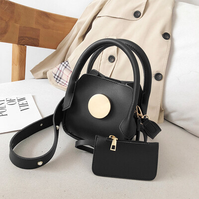 

Senior sense of foreign style womens casual chic simple portable bag new 2019 shoulder bag slung small square bag