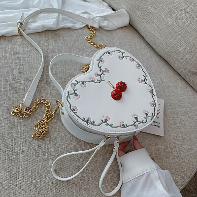 

Korean version hundred lap small bag fashion small fresh lace heart shape woman bag new 2019 chain single shoulder bag oblique sat