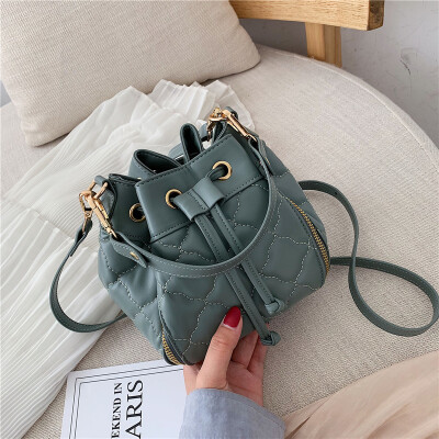 

Net red Lingge bag fashion ins mini bucket bag new 2019 Korean version of Joker shoulder slung bag