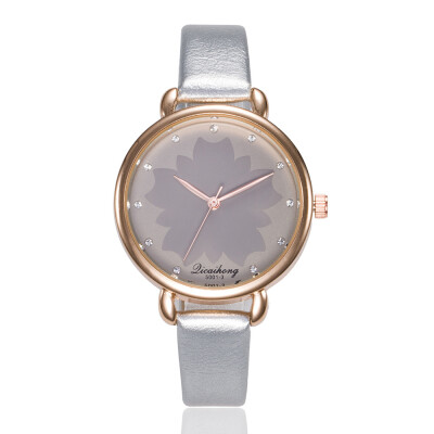

Korean version of the personalized diamond pattern dial ladies quartz hand