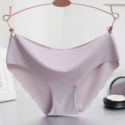 

Women Underwear Sexy Lingerie Low-Rise Briefs Ice Silk Seamless Wavy Edge Breathable Panties Solid Color Plus Size Briefs New