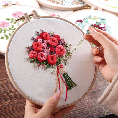 

Full Range of Embroidery with Tools Kit DIY Flower Daisy Pattern Handkerchief for Valentines Day Gift DIY Knitting Product