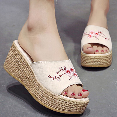 

Rose Women Summer Retro Ethnic Wind Embroidery Flowers Wedge Slippers Beach Shoes