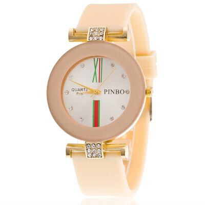 

2018 New Women Fashion Luxury Leisure Set Auger Leather Analog Stainless Steel Quartz Watch
