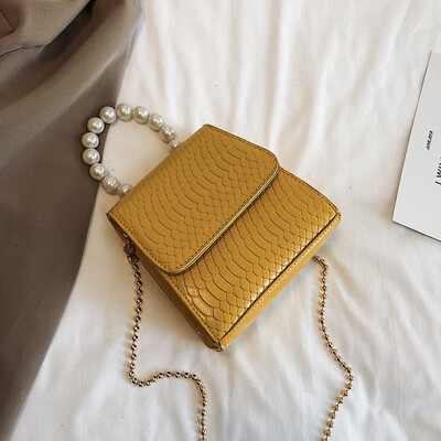 

On the new ins super fire small bag female 2019 new wave Korean version of the wild single shoulder slung fashion chain saddle bag