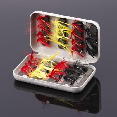 

32pcs Fly Fishing Lure Flies Trout Lures DryWet Flies Nymphs 10 hook Ice Fishing Lures Artificial Bait with Pesca Box