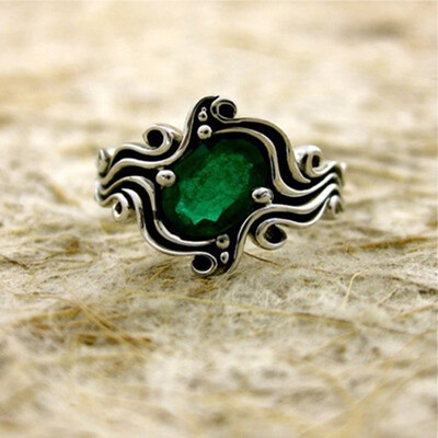 

Pretty Tsavorite Engagement Rings Womens Personality Exquisite Anniversary Vine Ring Gift