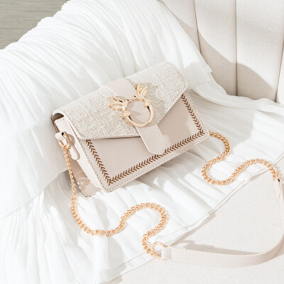 

Fallwinter small slung womens bag line Korean version of Joker shoulder slung fashion chain small square bag