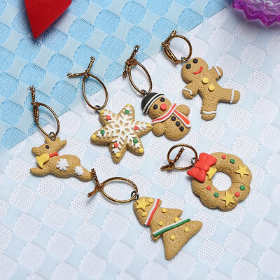 

6PCS Christmas Tree Snowflake Gingerbread Man Snowman Sika Christmas Ornaments Accessories
