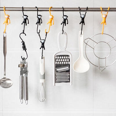 

1 Pcs Cute Monkey Hooks Cloths Hanging Kitchen Utensil Hanger Garden Rail Pot