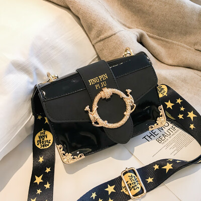 

Ins super fire port wind bag female 2018 new wave Korean version of the broadband texture small square bag wild shoulder Messenger bag