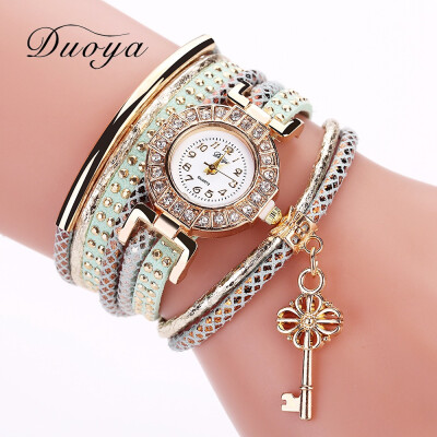 

Womens diamonds tide rivet round bracelet bracelet with diamond flower pendants womens watch