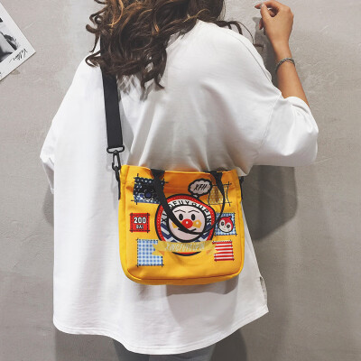 

Japanese Harajuku student bag female 2019 new cartoon wild cute Messenger bag canvas bag shoulder bag