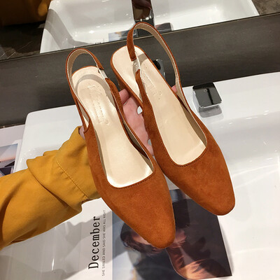

Summer Korean version of Joker casual pointed French girls high heels chic fairy thick-heeled sandals