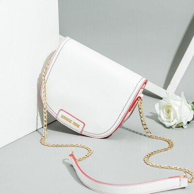 

The Korean version of the chain chic single shoulder oblique satchel