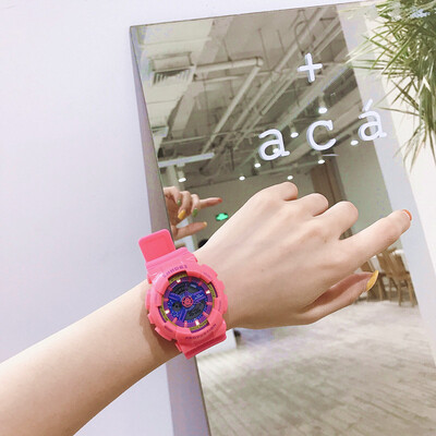 

The Korean version of the Harajuku watch is a simple ulzzang Xiaoxin hundred lap college wind sports electronic watch