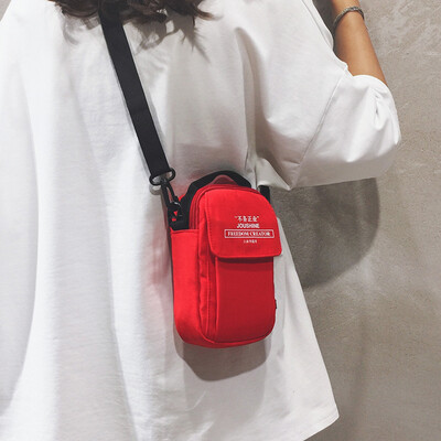 

2019 new ins super fire handbag cute small square bag Messenger bag personality fashion mobile phone bag multi-function wallet