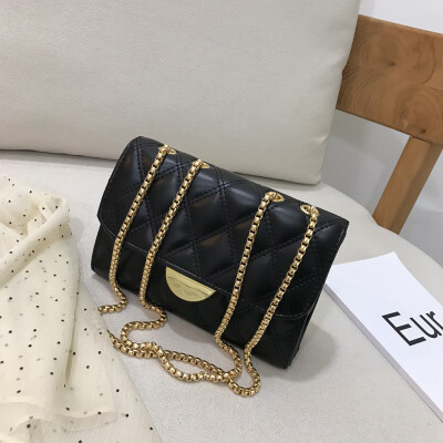 

2019 new Korean version of the simple&simple rhombic chain shoulder bag female casual temperament wild Messenger small square bag