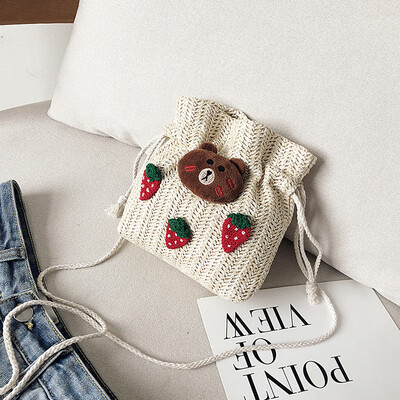 

2019 new Sen cute strawberry woven bag little fairy wild temperament shoulder bag fashion casual Messenger bag
