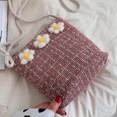 

The net red soft younger sister small bag female 2019 popular new tide Korean version wild messenger bag small fresh bucket bag