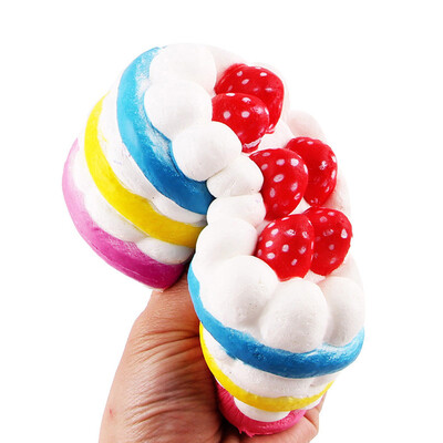 

Gotoamei Slow Rebound Decompression Venting Toy Strawberry Cake Model Cute Gift