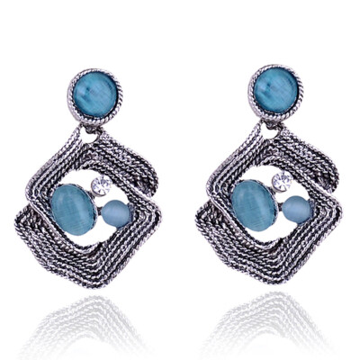 

Exotic Irregular Fashion Wedding Jewelry Anti Stud Earring 2019 Christmas Gift Women Piercing Earrings