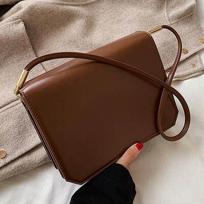

New retro tofu bag autumn 2019 Korean version of womens bag 100 simple single shoulder slant bag small square bag