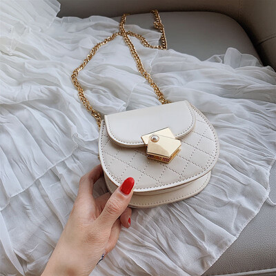 

Mini bag female 2019 summer new Korean version of the simple saddle bag chic fashion chain shoulder Messenger bag