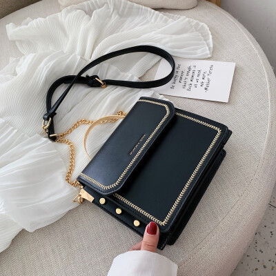 

French minority bag 2019 new version of 100 rivets chain package with small fresh single shoulder oblique satchel