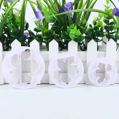 

Greensen 3PCS Flower Cutters Plastic Cake Decorating Mold Sugarcraft Mold Cookie Cutting Tool