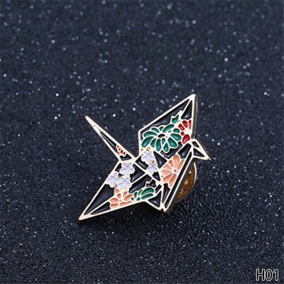 

Fashion Cartoon Enemal Pin Cute Balloon Polar Bear Astronauts Ice Cream Pin Brooch Fashion Jewelry