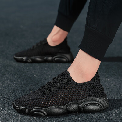 

Pure black youth breathable mens shoes sports shoes 2019 summer new flying woven mesh light tide shoes