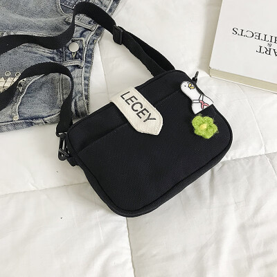 

Casual wild shoulder canvas bag fashion personality letter Messenger bag female 2019 new cartoon cute small bag