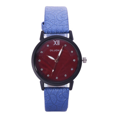 

Irregular belt student watch female model diamond scale