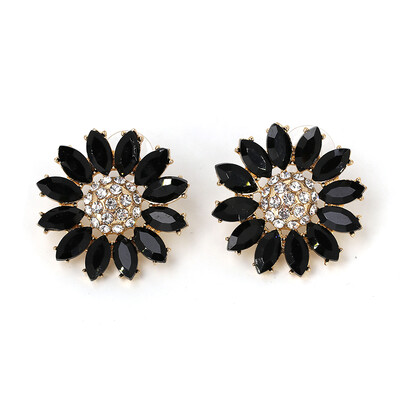 

2019 Fashion Designer Jewelry Colorful crystal Pearl flower Stud Earrings for Women girls party ethnic Brincos simple oorbellen