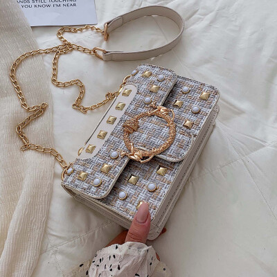 

Texture fashion French minority womens new 2019 summer Joker tide Pearl chain Messenger bag