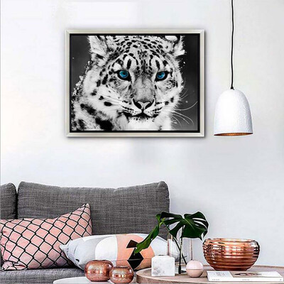 

Toponeto 5D Embroidery Paintings Rhinestone Pasted DIY Diamond Painting Cross Stitch