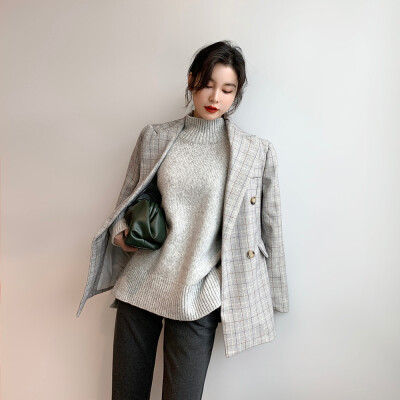 

Woollen sweater