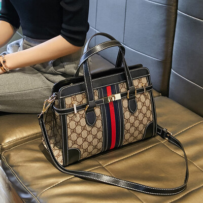 

Bag 2019 on the new atmosphere female bag Korean version of the tide wild fashion Kelly bag platinum shoulder bag Messenger bag