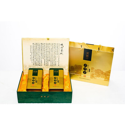

FENG JIAO Silver Gift Box Green Tea Curled 14009