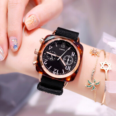 

2019 new ins wind watch female net red with the couple fashion trend students waterproof large dial quartz watch