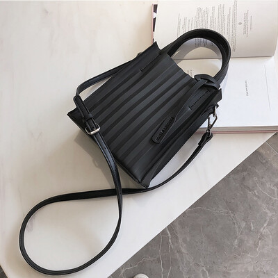 

Texture bag female 2019 new Korean fashion casual simple versatile shoulder bag diagonal scorpion tote bag