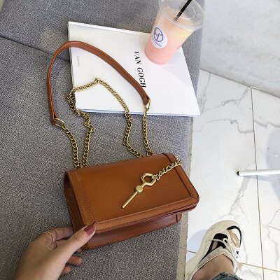 

Qiao Bani 2019 new Korean fashion Dongdaemun simple chain small square bag wild shoulder diagonal female bag