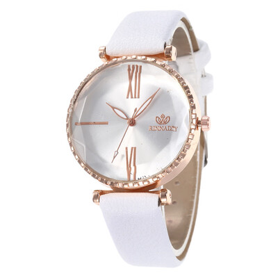 

Ladies scale leather strap watch Korean fashion student personality quartz watch