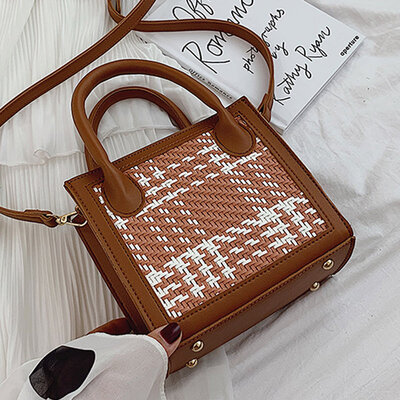 

Handbag bag womens bag new 2019 fashion woven shoulder small square bag Hong Kong Joker slung bag tide
