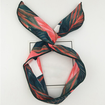 

Retro Style Cross Wire Hair Band Width Side Banana Leaf Headband Ladies Headwear