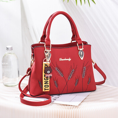 

2018 spring cool new bag female European&American big bag fashion handbags slung shoulder bag