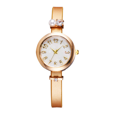 

Fashion Trend Digital Scale Womens Watch Pearl PU Strap Watch