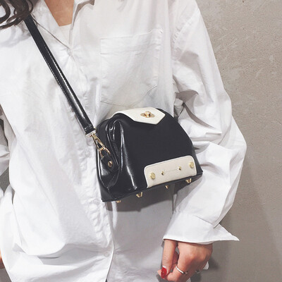 

Ins super fire pack on the new small bag retro Sen shoulder bag handbags new 2019 wild girl Messenger bag