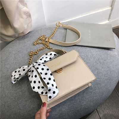 

New small bag female 2019 new wave Korean version of the wild Messenger bag chain shoulder bag wave point scarf handbag